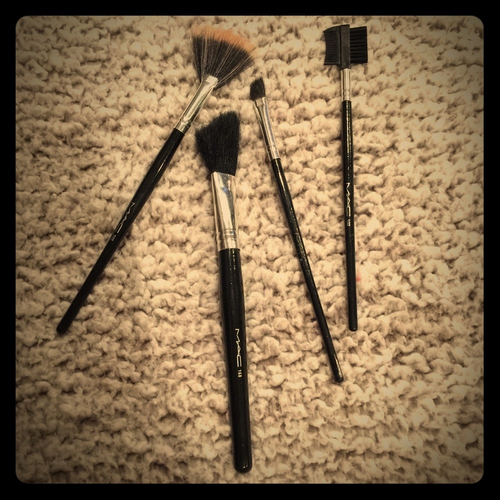 MAC makeup brushes